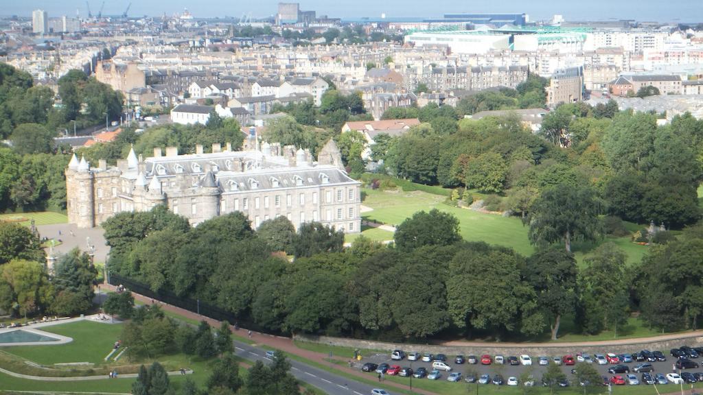 Edinburgh Palace Apartment Exterior foto